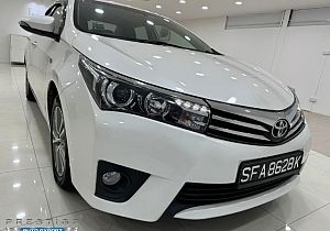 Toyota Corolla Altis 1.6L CVT Elegance LED Keyless white 2015